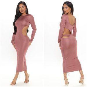 NWT Fashion Nova Show a Little Cut Out Midi Dress, Size L